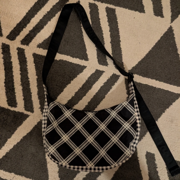 Baggu Medium Crescent Bag Mixed Plaid - Picture 1 of 3